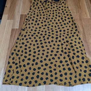Dotted midi skirt